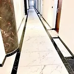 Appartement Hanza Tower Sunny 24 & Jacussi & Pool *