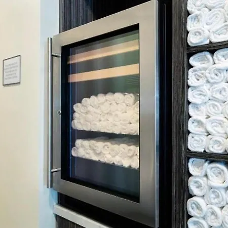 Daire Hanza Tower Sunny 24 & Jacussi & Pool *