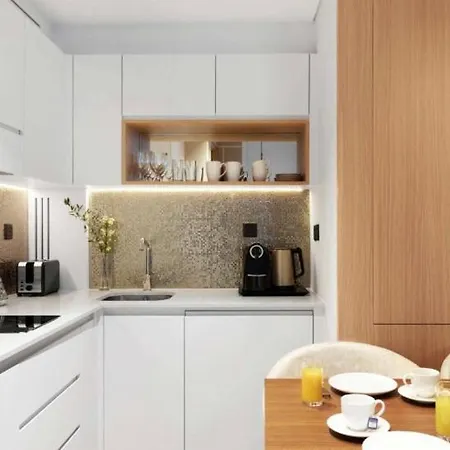 Hanza Tower Sunny 24 & Jacussi & Pool *