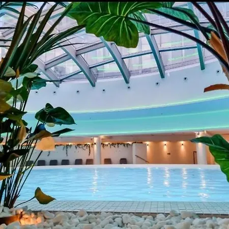 Apartament Hanza Tower Sunny 24 Spa & Jacussi & Pool