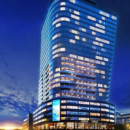Hanza Tower Sunny 24 Spa & Jacussi & Pool * Szczecin