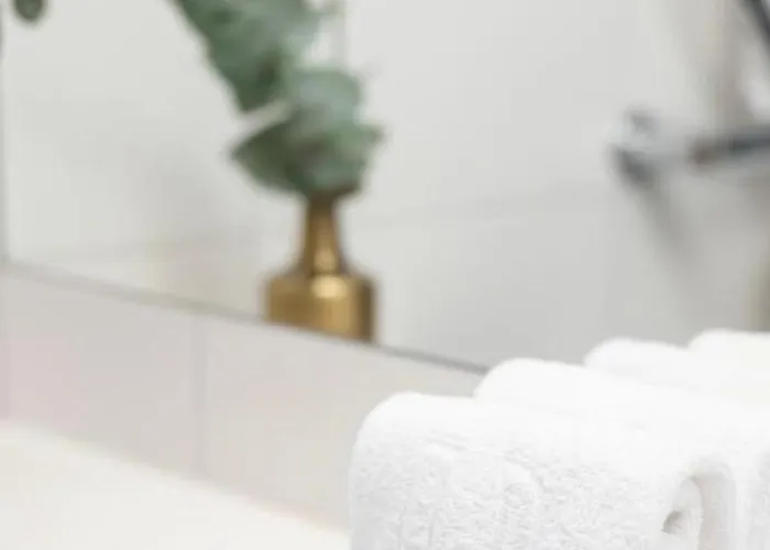 Hanza Tower Sunny 24 & Jacussi & Pool שצ'צ'ין