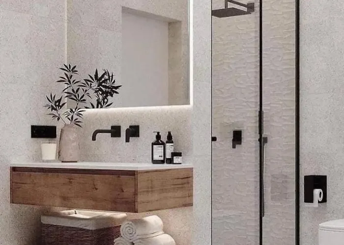 Hanza Tower Sunny 24 & Jacussi & Pool דירה